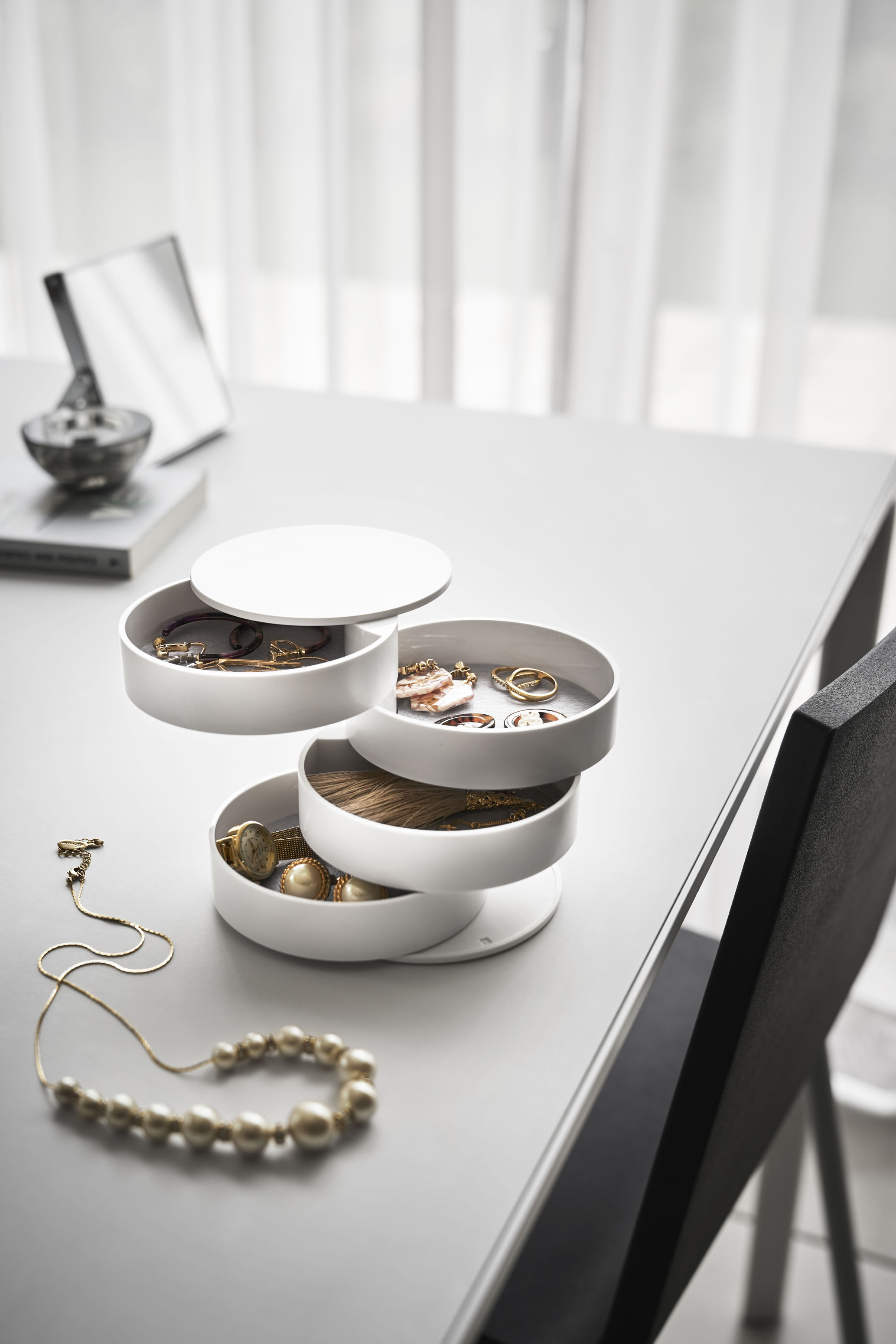 アクセサリートレー 4段