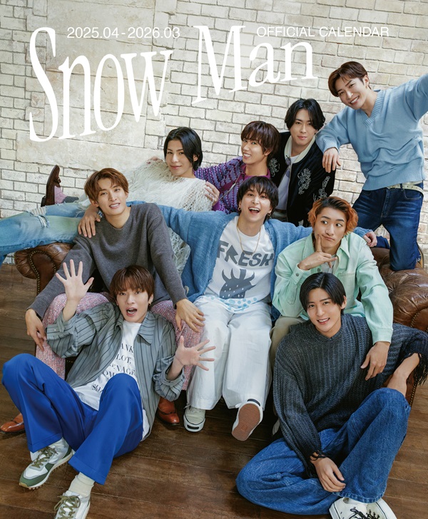 Snow Man『Snow Man オフィシャルカレンダー 2025.04-2026.03』2025年3月27日発売