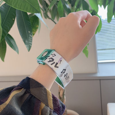 銀テープキーホルダー